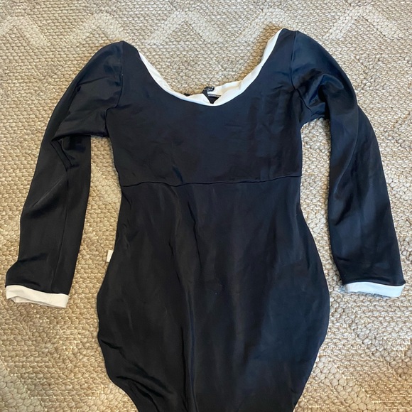 Ballet Leotard Class In - Picture 2 of 2